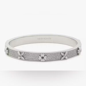 Kate Spade Heritage Bloom Hinged Bangle Silver
